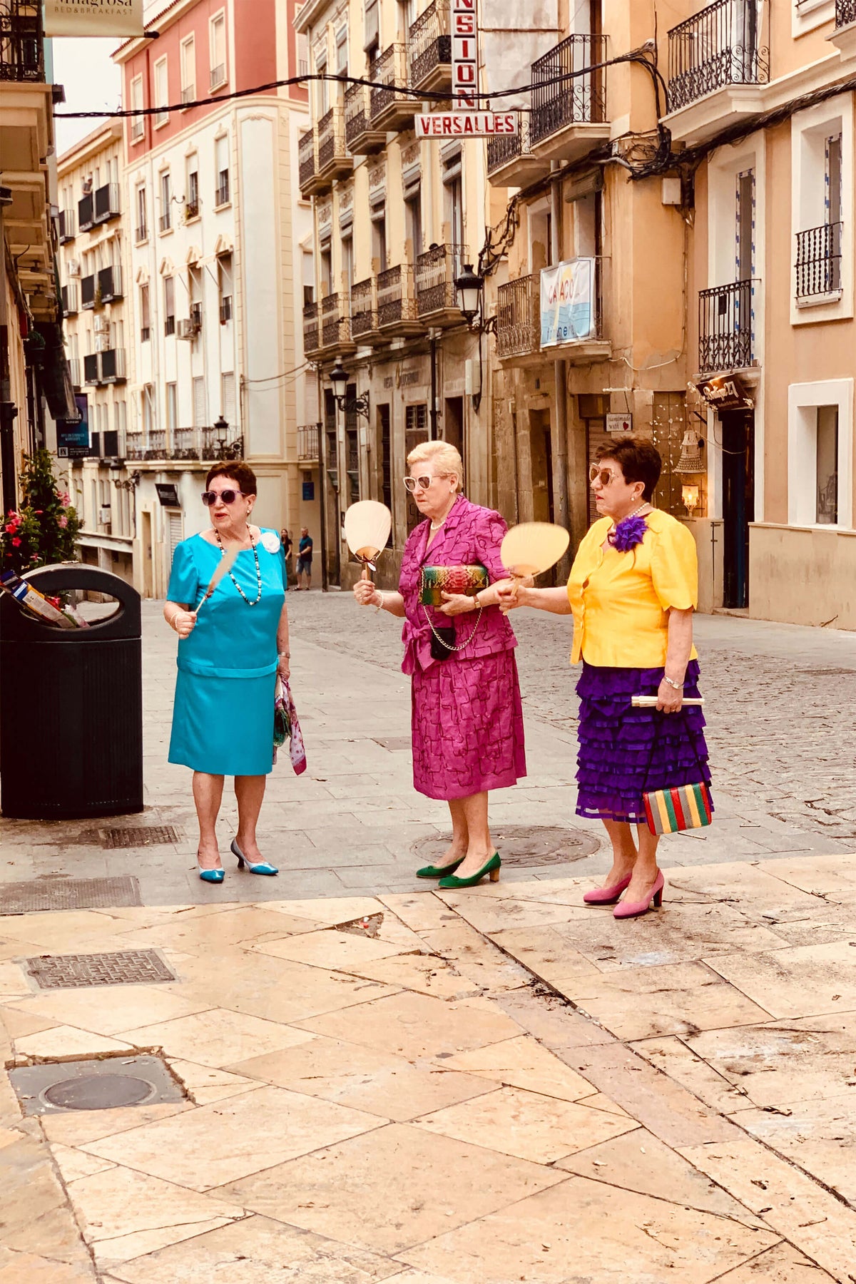 Las guapas